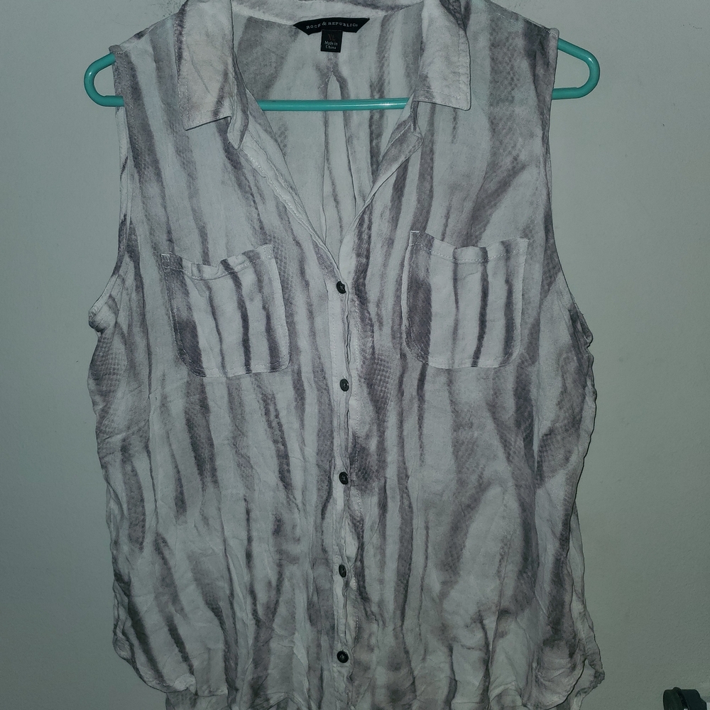Rock And Republic Purple and White Sleeveless Button Down Shirt